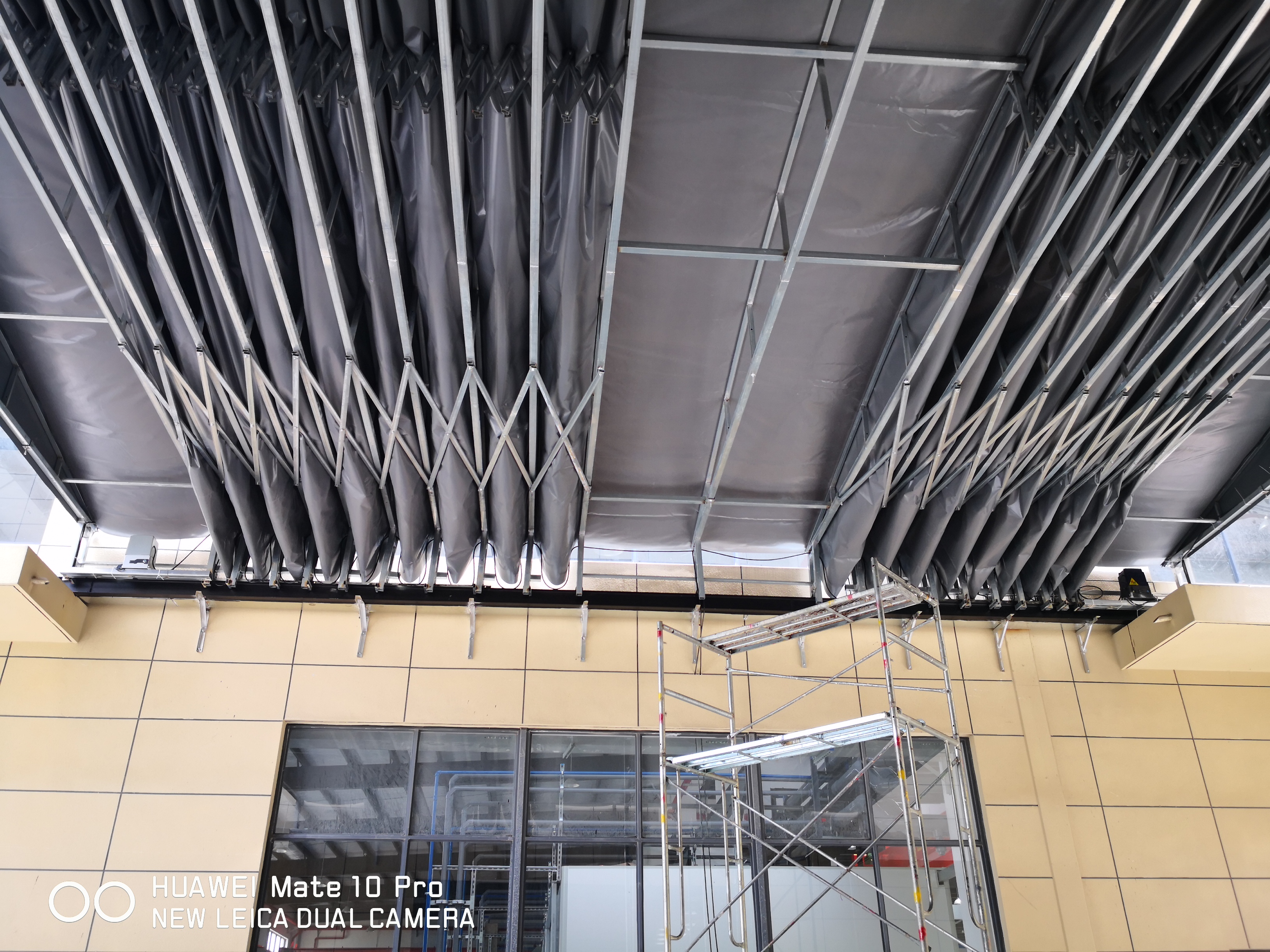 蘇州電動雨棚深（shēn）受廣大用戶的喜愛